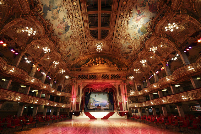 A lovely picture of a ballroom